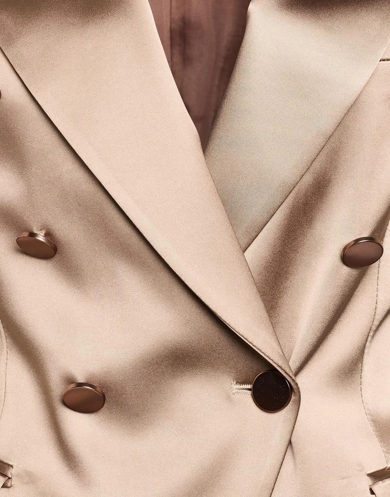 TAGLIATORE 02-05 Suits
Sets 4