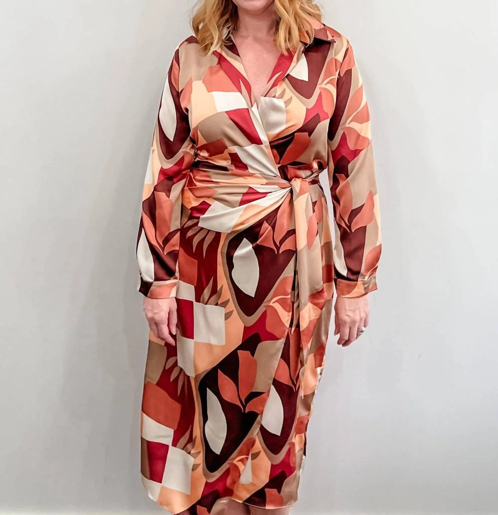Dress Forum Dress Forum - The Right Fit Geometric Midi Wrap Dress 5