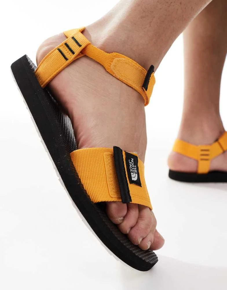 The North Face The North Face Skeena sandals ii in yellow and black 2