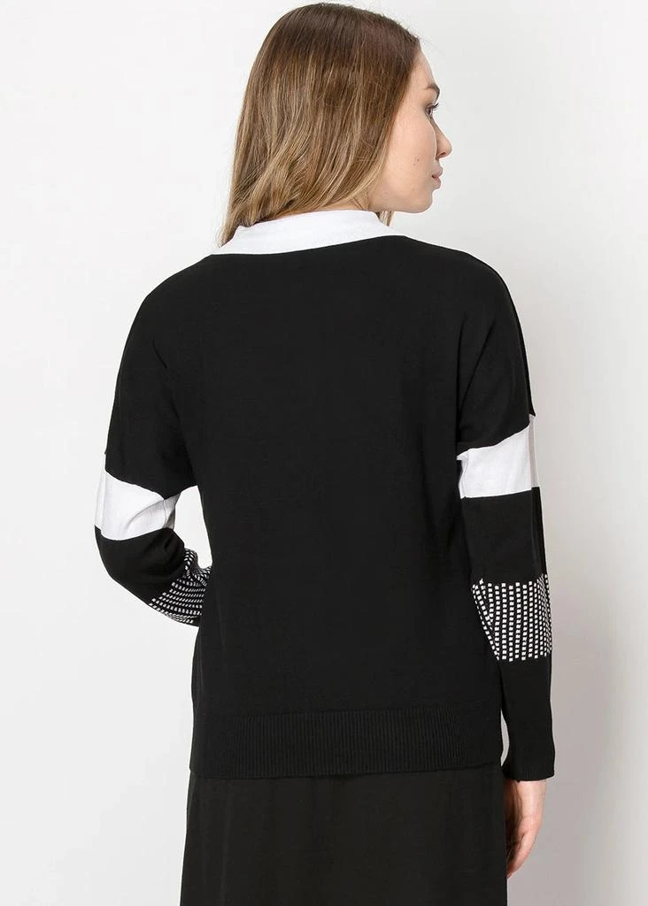 Yal New York Monochrome Elegance Pullover 2