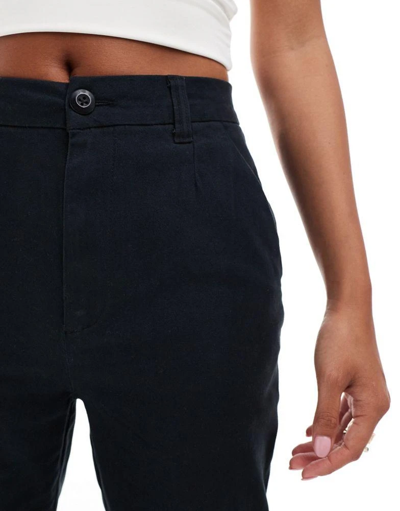 ASOS ASOS DESIGN Petite chino trouser in black 3