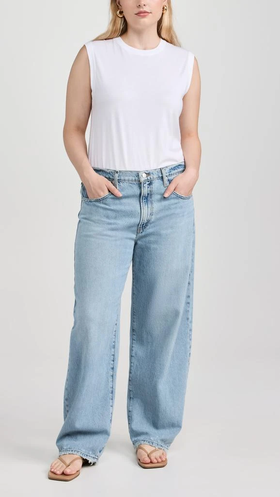 FRAME Low Slung Barrel Jeans 7