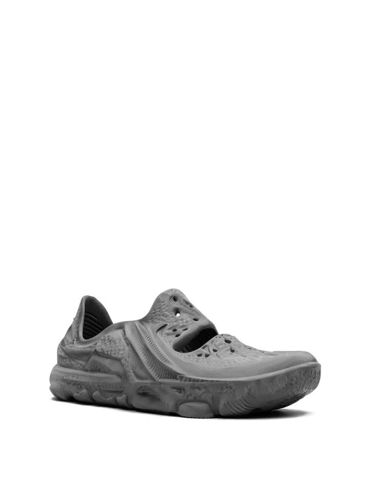 NIKE ISPA UNIVERSAL SNEAKERS 2