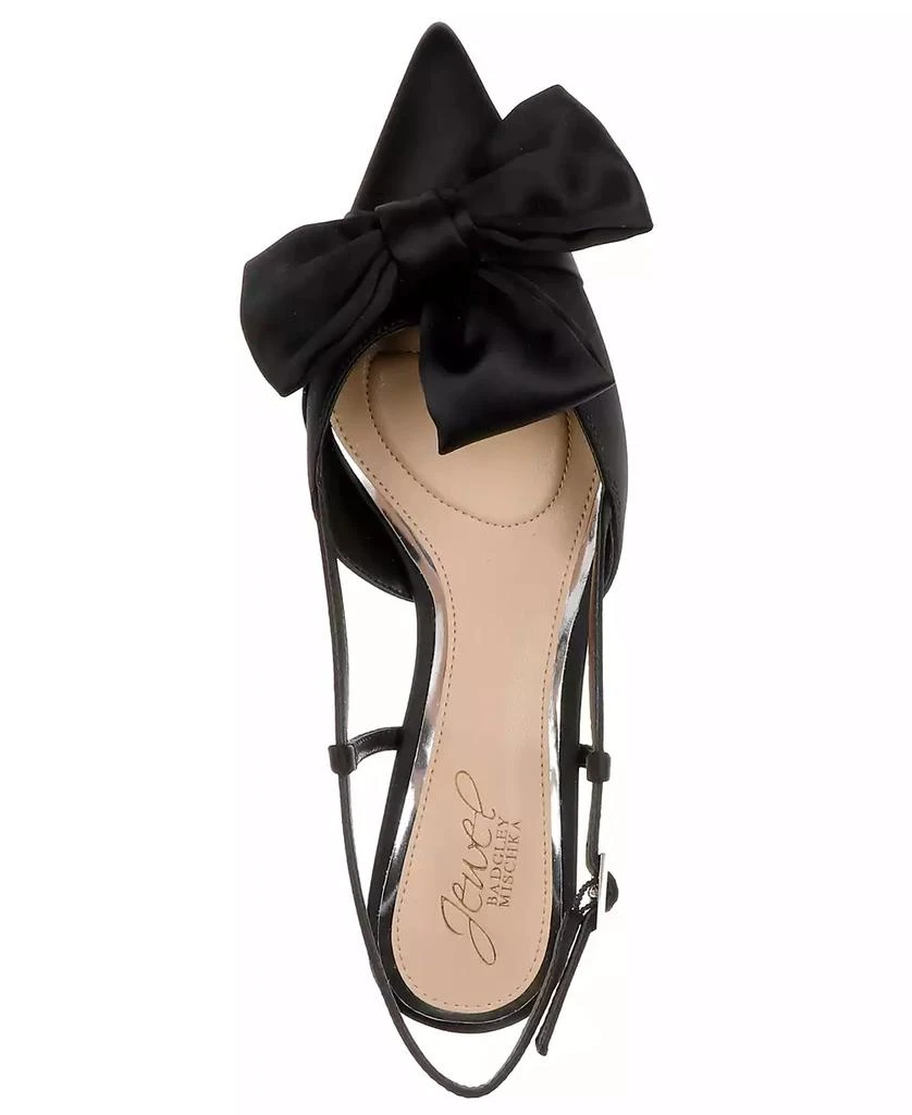 Badgley Mischka Women
s Shoshana Slingback Pumps 5