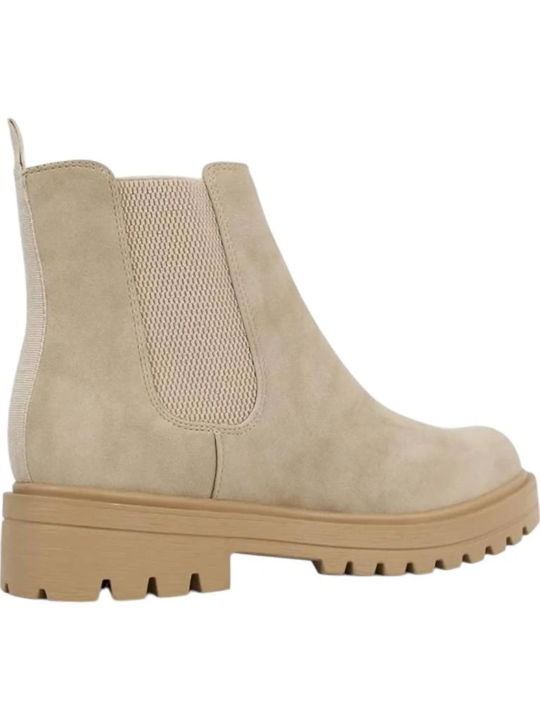 SODA Women's Paden Lug Sole Chelsea Booties In Beige 2