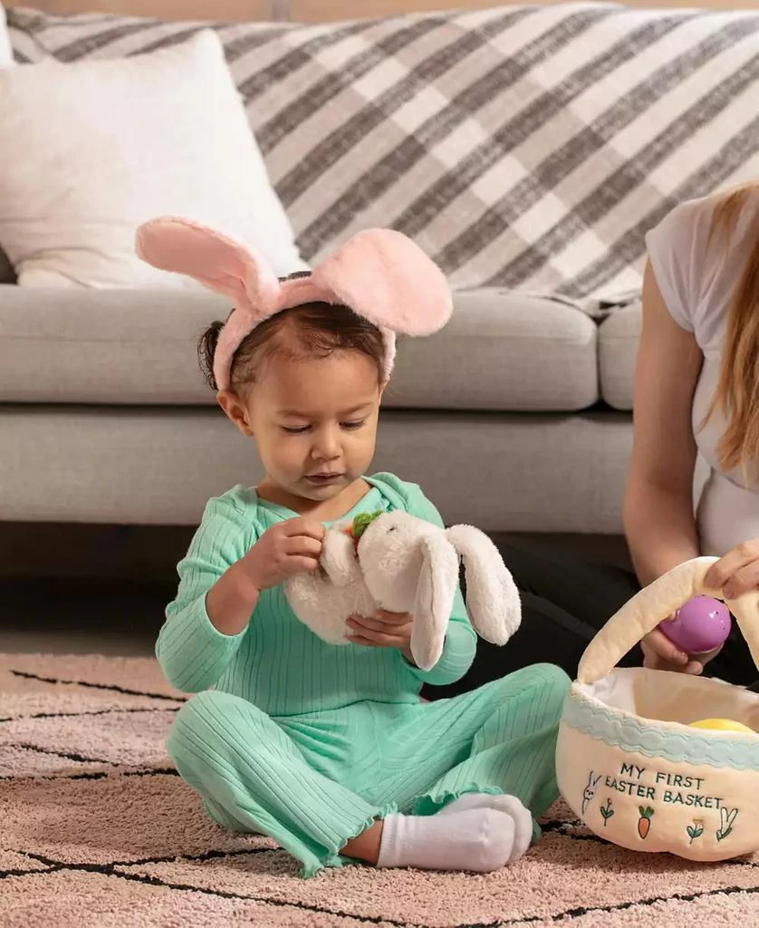 Sperric Easter Baby Plush Playset with Easter Basket, Bunny Holding Carrot, Easter Egg, and Squeaky Chicken, Sensory and Decorative Toys for Babies
Newborns 2