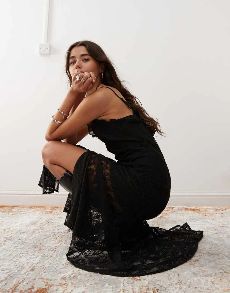 Reclaimed Vintage Reclaimed Vintage maxi dress with spliced lace panels in black 2