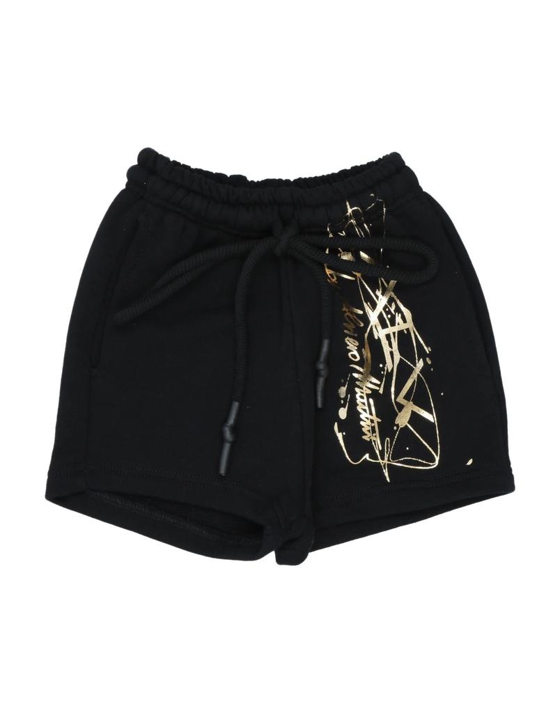 Alviero Martini Shorts & Bermuda