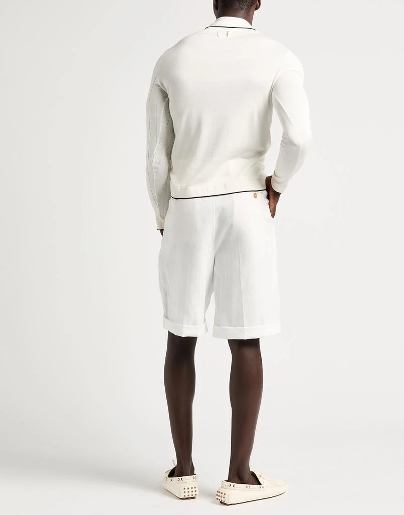 Brunello Cucinelli Shorts
Bermuda 4