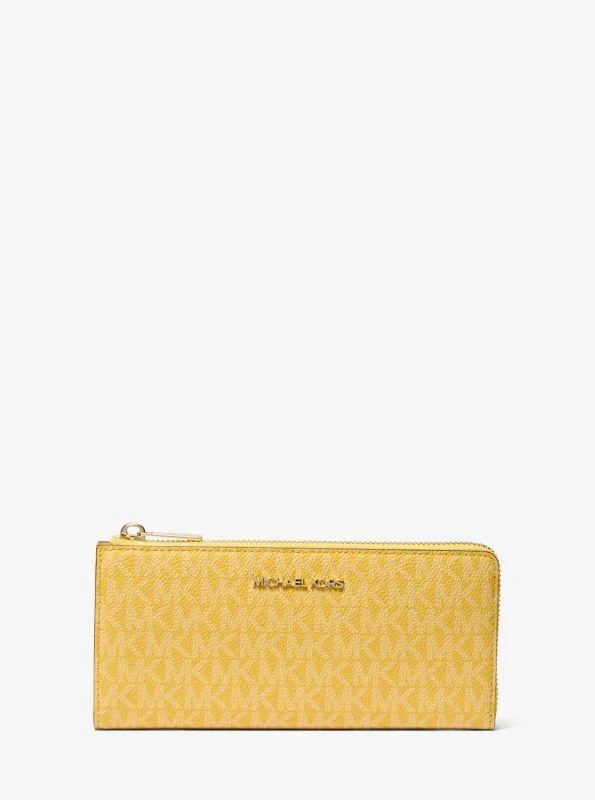 Michael Kors Jet Set Travel Large Signature Logo Quarter-Zip Wallet 1