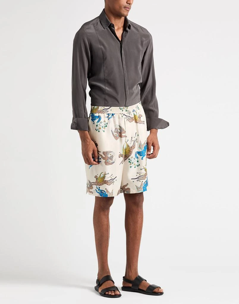 Valentino Shorts 
Bermuda 3