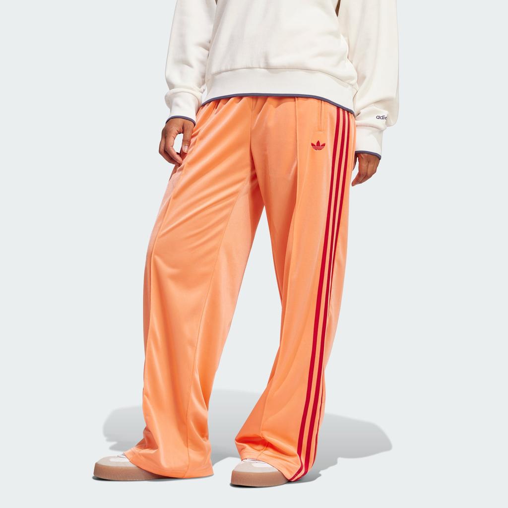 Adidas Women
s  Adicolor Classic Firebird Loose Track Pants