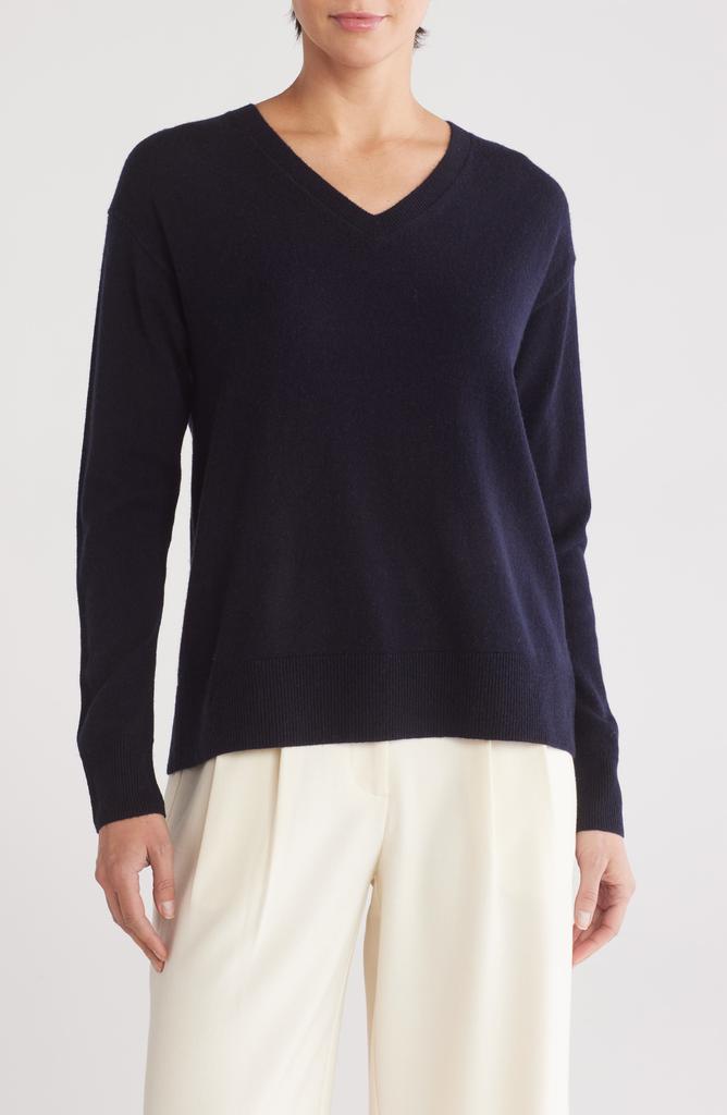 Vince Boxy Wool & Cashmere Blend Sweater
