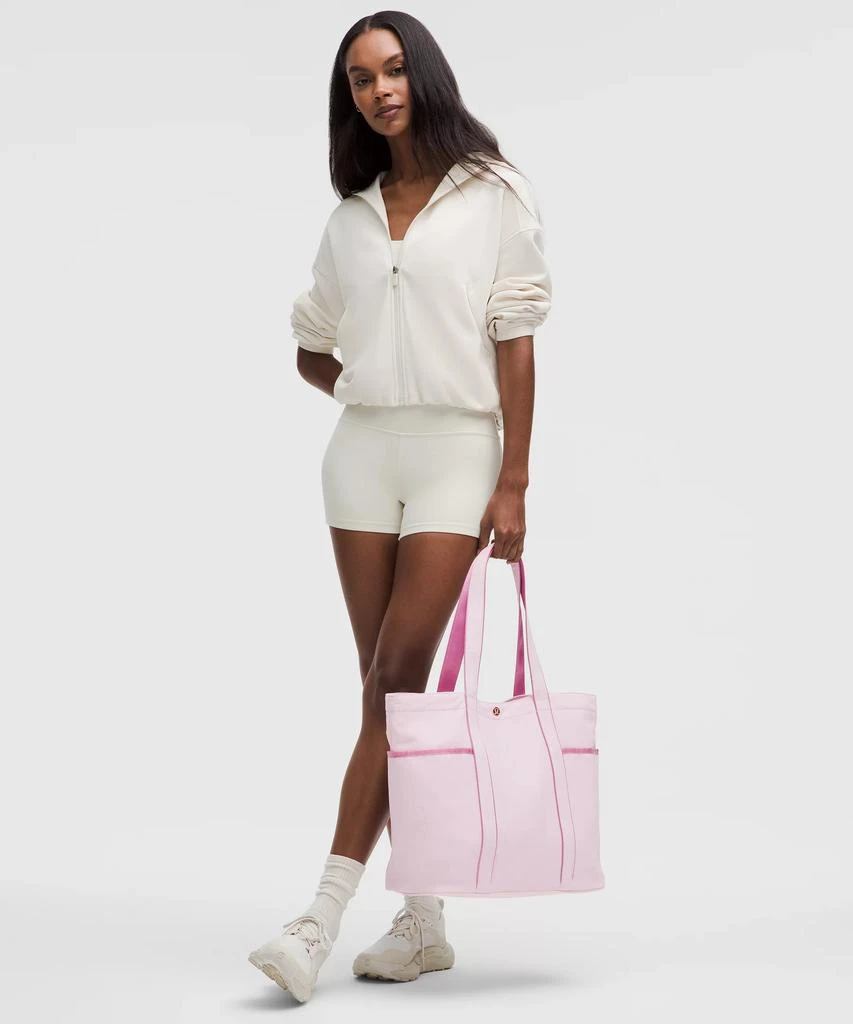 Lululemon Daily Multi-Pocket Tote Bag 20L 21