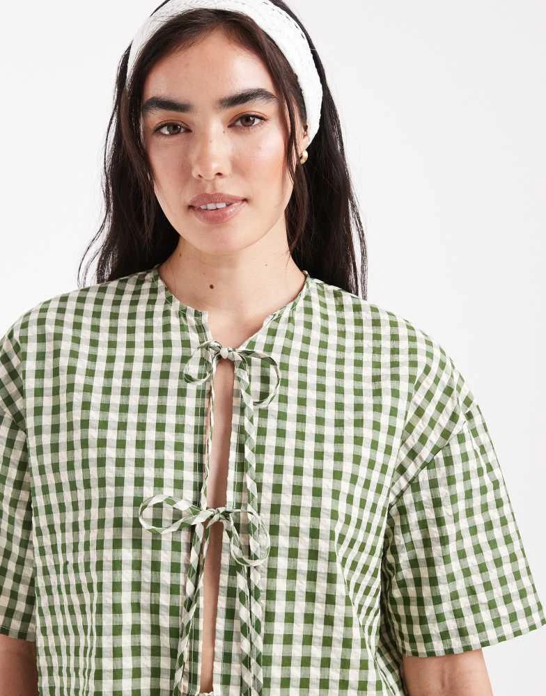 Daisy Street Daisy Street gingham tie front top in green check co-ord 3