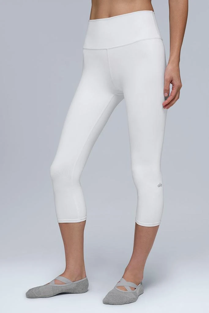 Alo High-Waist Airbrush Capri - White 1