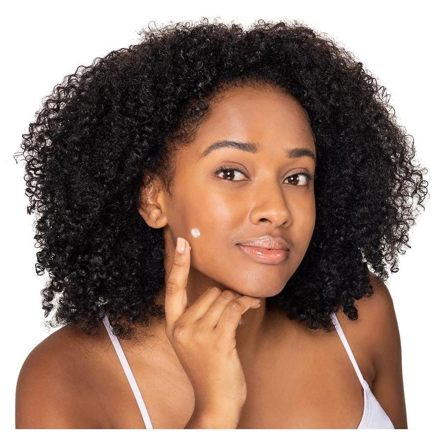 Neutrogena Rapid Tone Retinol + Vitamin C Dark Spot Corrector 7