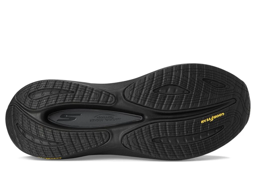 SKECHERS Max Cushioning Propulsion 3