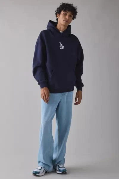 Pro Standard Pro Standard UO Exclusive MLB Los Angeles Dodgers Logo Hoodie Sweatshirt 3