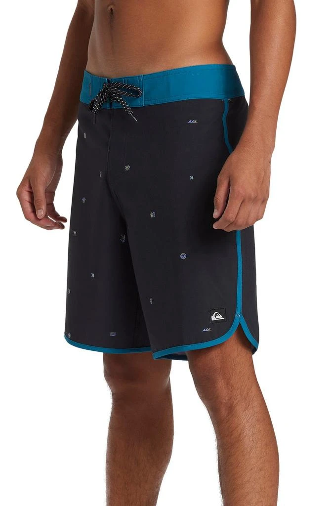 Quiksilver Surfsilk Scallop Board Shorts 3