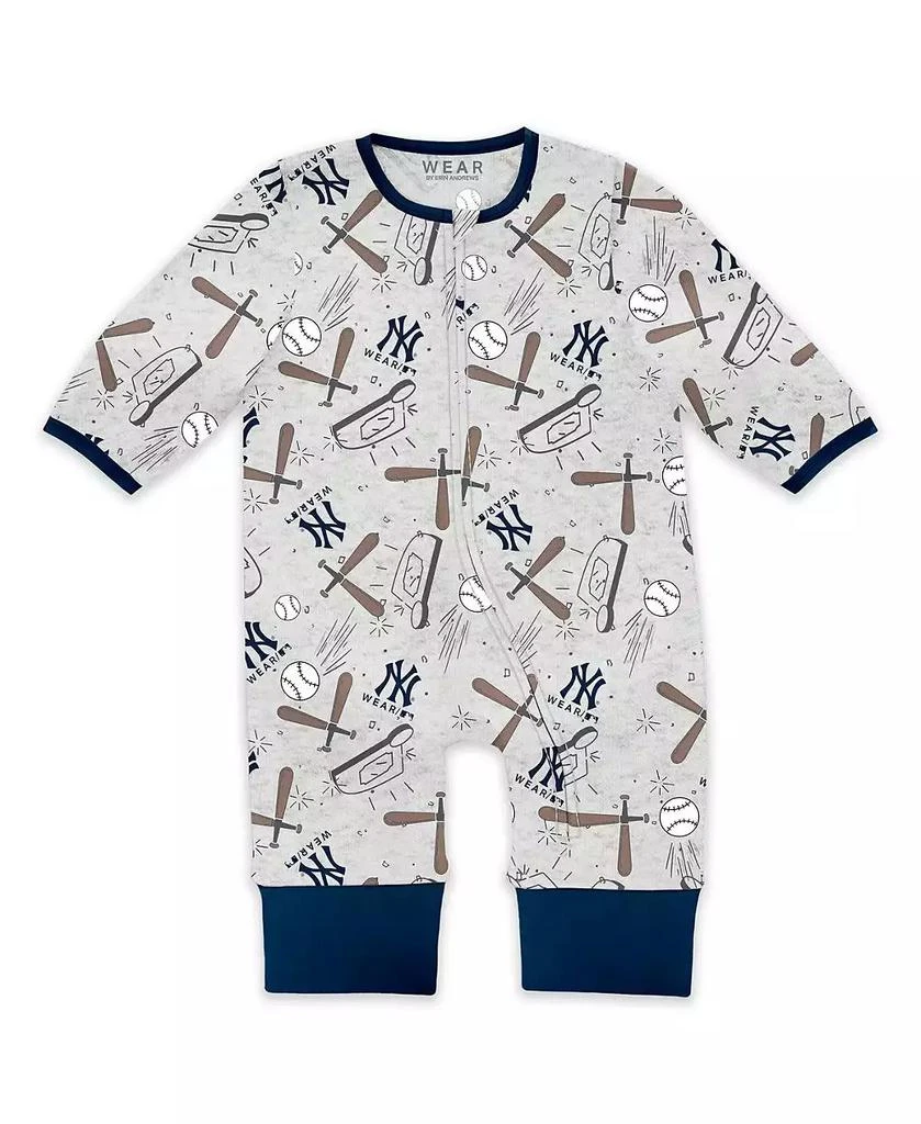 WEAR by Erin Andrews Baby Boys and Girls Heather Gray New York Yankees Sleep and Play Full-Zip Sleeper Bib Set 2