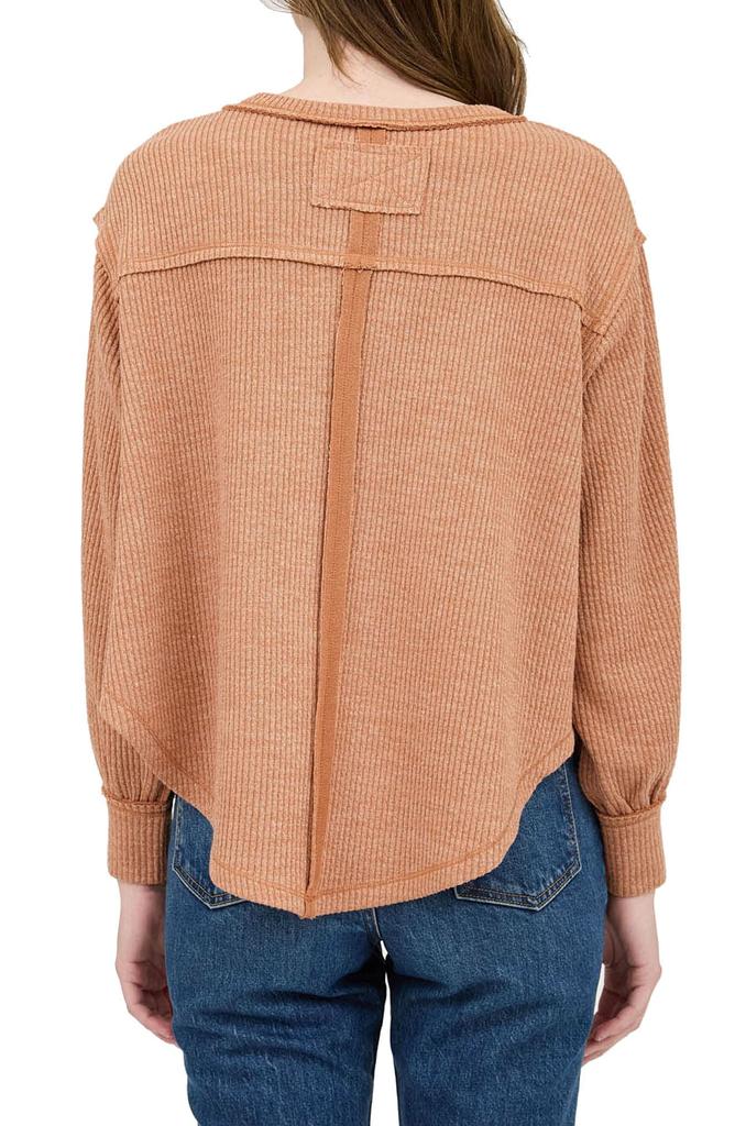 Blu Pepper Rib Knit Long Sleeve Top