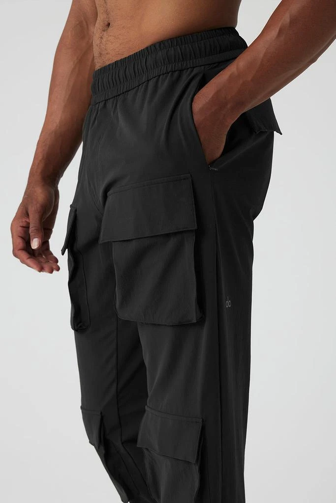 Alo Cargo Venture Pant - Black 4