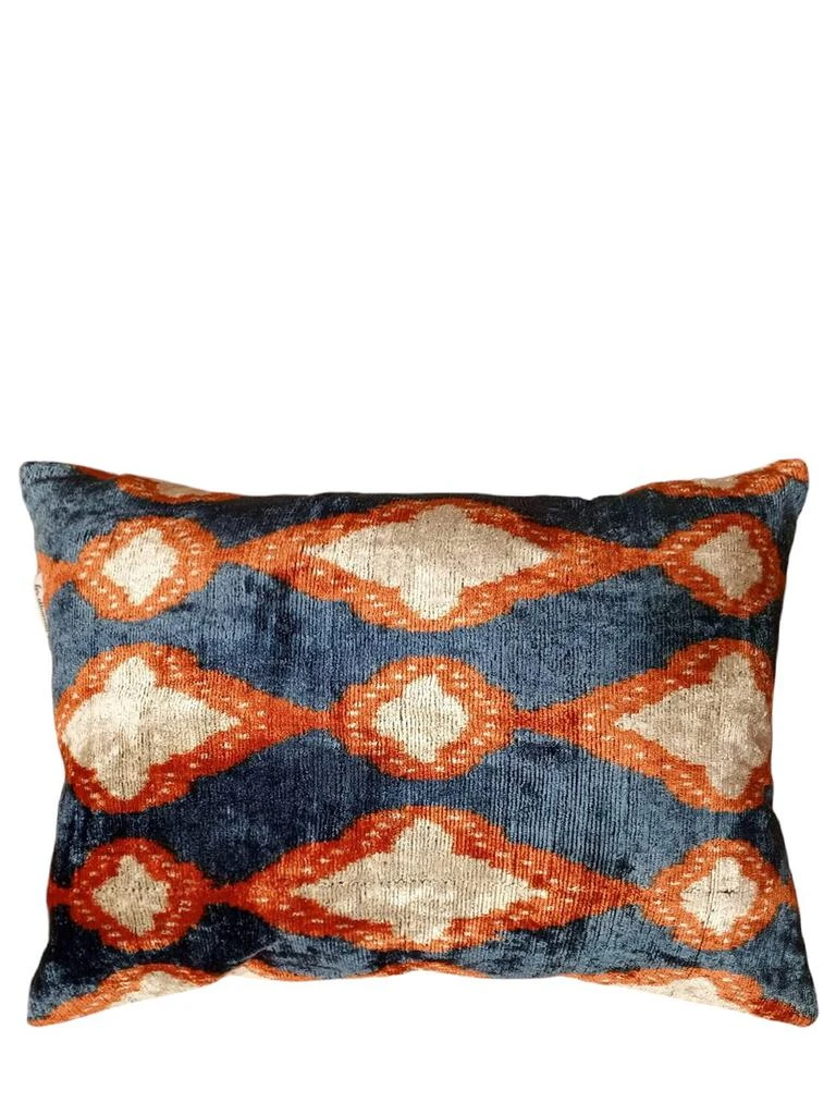 LES OTTOMANS Silk Blend Velvet Cushion 1