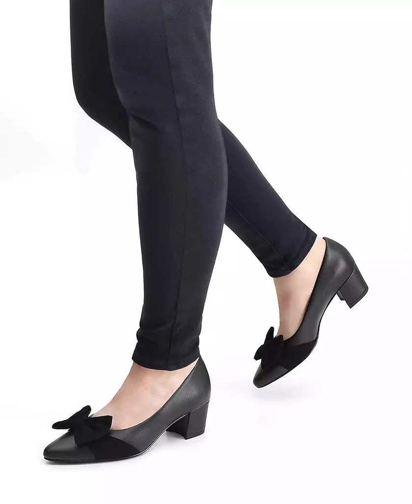 Easy Street Women
s Alva Pointed Toe Dress Pumps 6