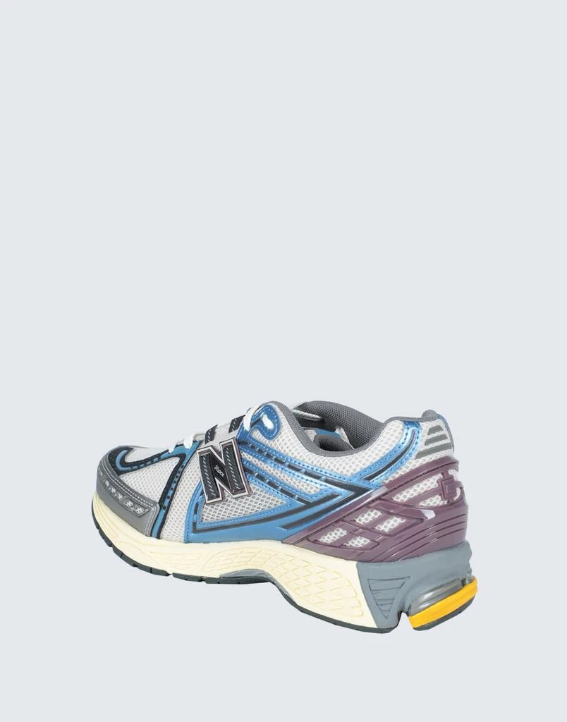 New Balance Sneakers 3