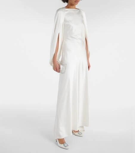 Manolo Blahnik Bridal Hangisi 90 embellished satin pumps 2