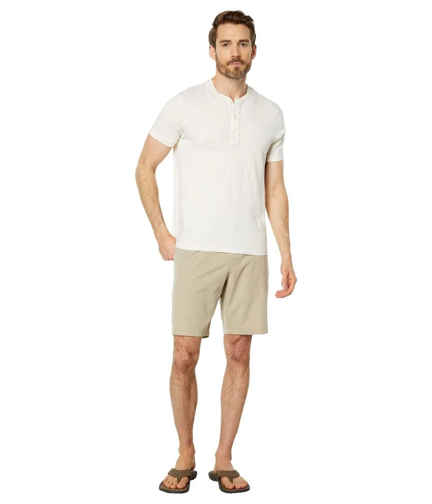 RVCA Balance 20" Hybrid Shorts 4