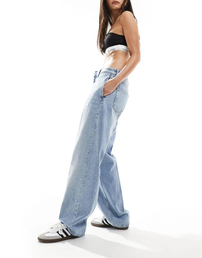 Calvin Klein Calvin Klein Jeans 90s straight jeans in light wash 5