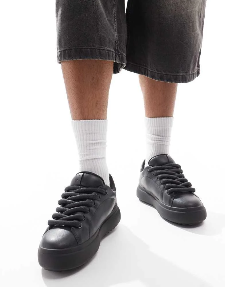 Bershka Bershka chunky trainer in black 1