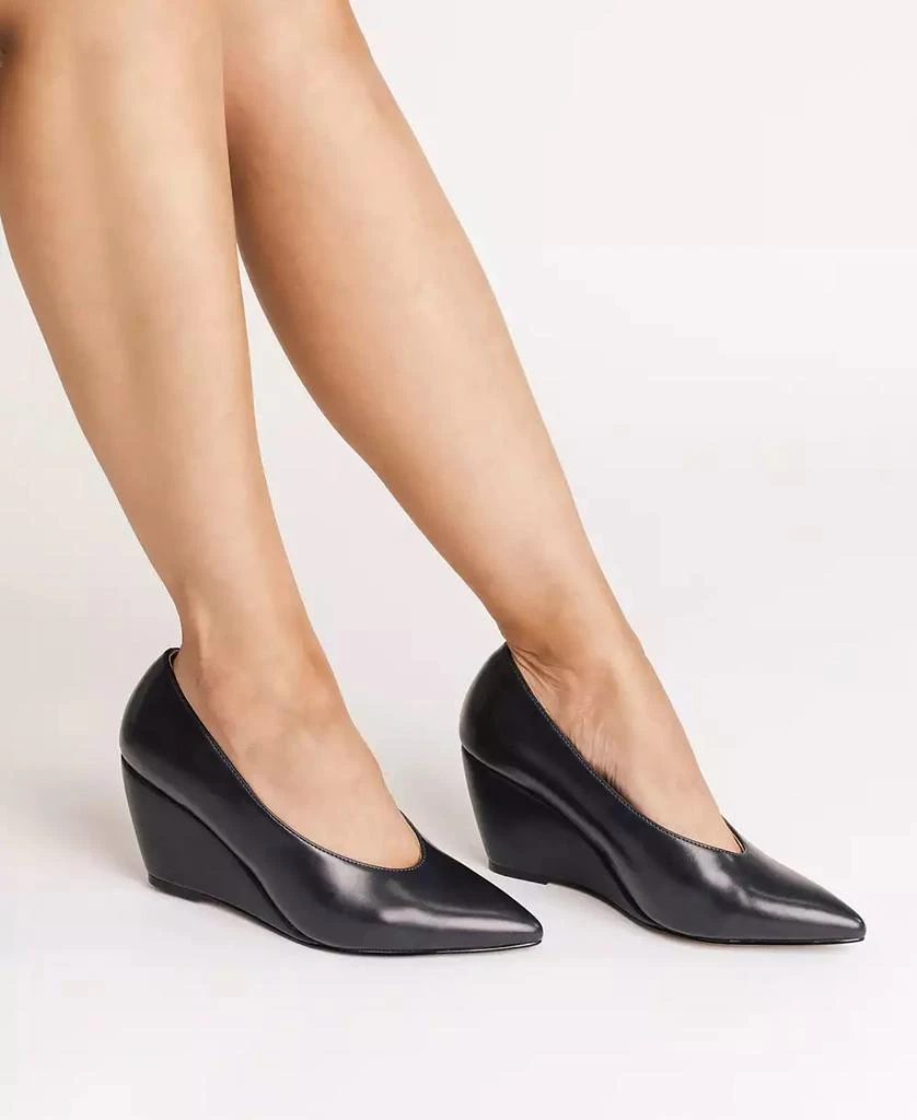 Journee Collection Women's Danika High Vamp Wedge Pumps 6