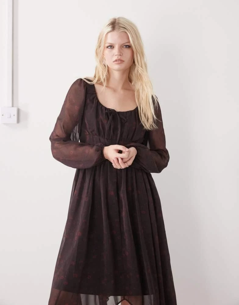 Shop Reclaimed Vintage winter prairie midi dress with asymmetric hem in  burgundy red paisley print on Sale at BeyondStyle – Get 36% Off Reclaimed  Vintage winter prairie midi dress with asymmetric hem