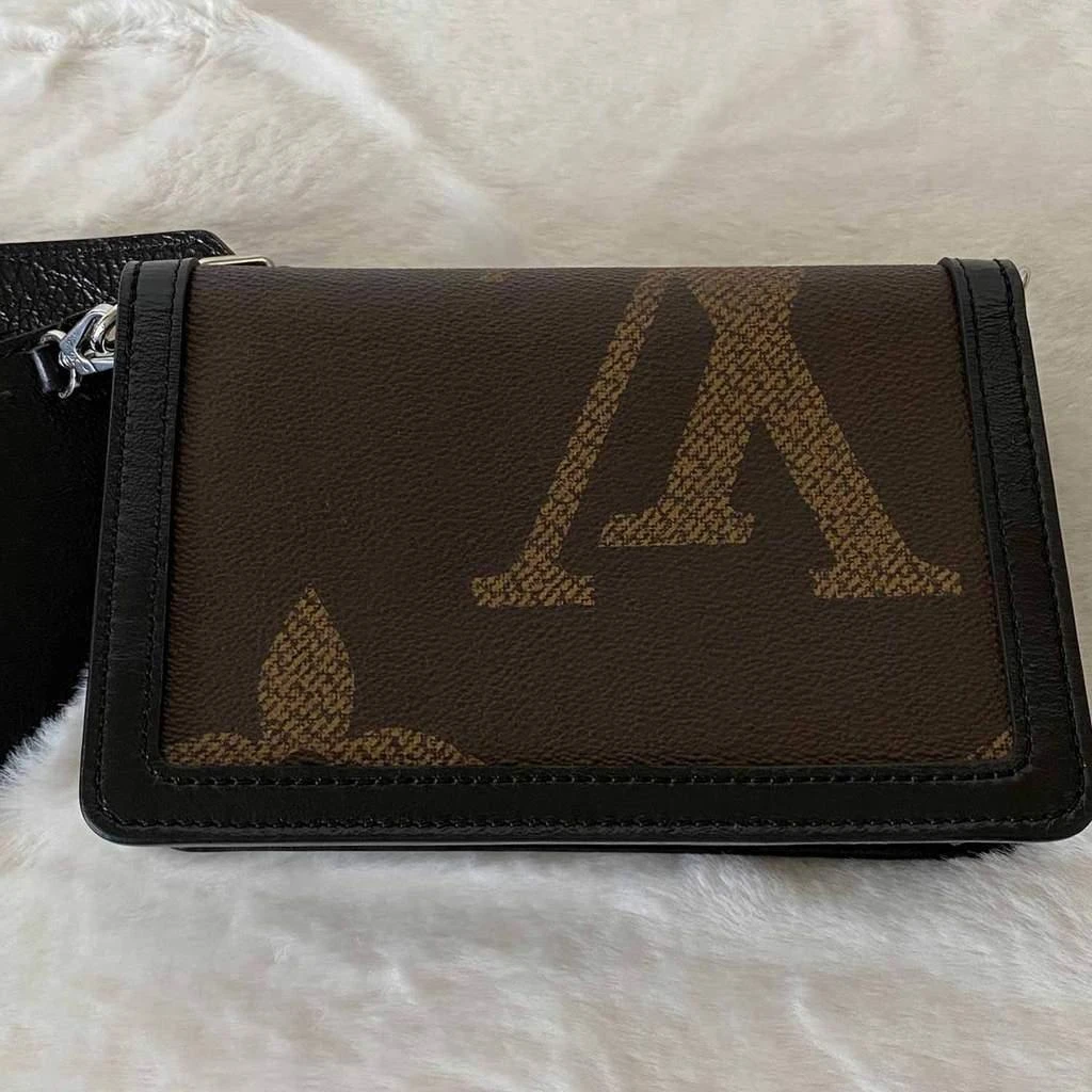 Louis Vuitton Louis Vuitton Giant Monogram Reverse Canvas Dauphine Bumbag 7