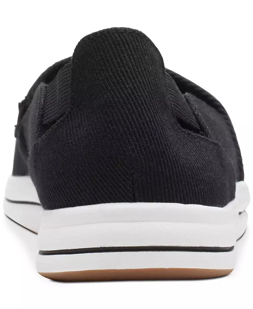 Clarks Women's Cloudsteppers Breeze Step II Slip On Sneakers 6