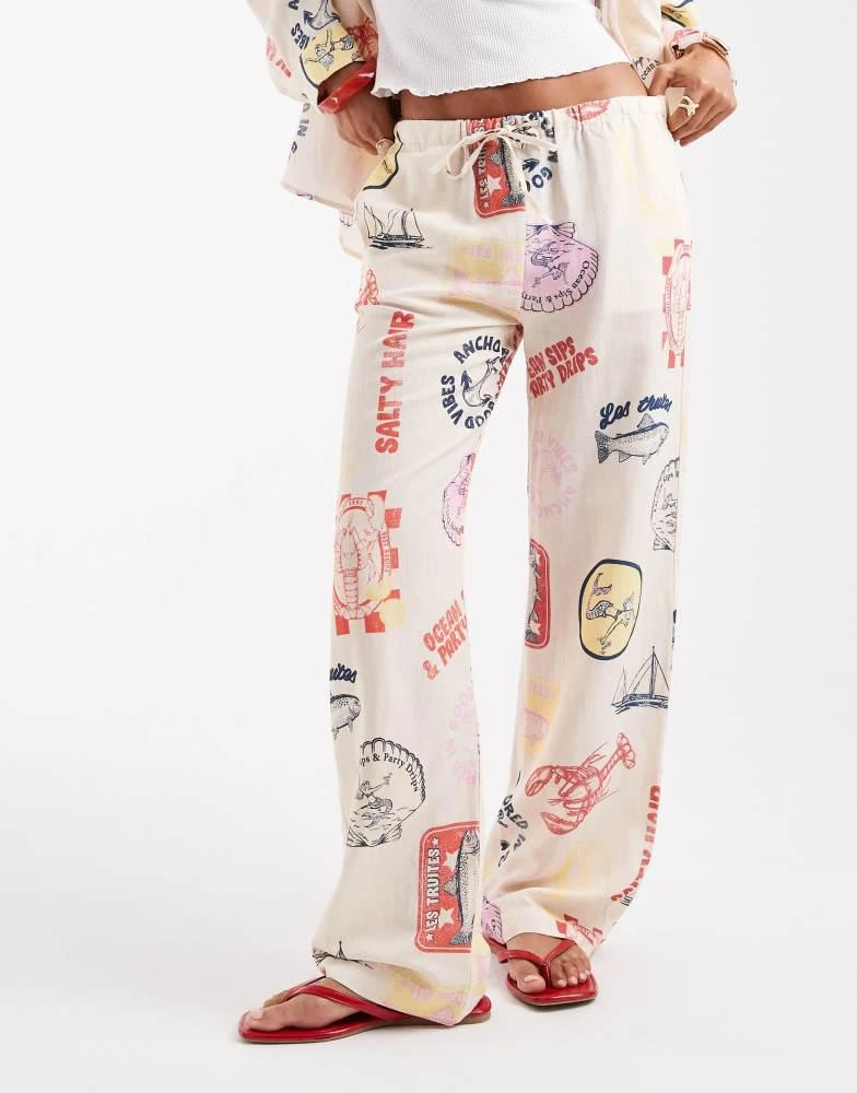 Pull&Bear Pull&Bear printed summer trouser co-ord in ecru 3