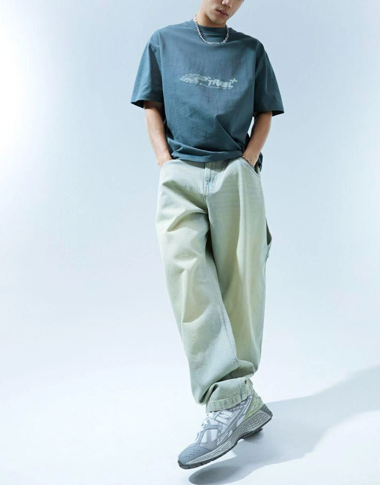 Bershka Bershka baggy carpenter casted jean in green 1