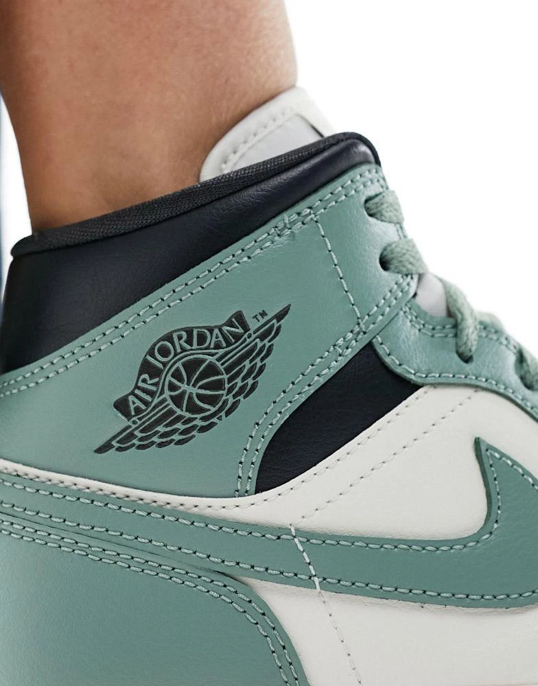 Jordan Nike Air Jordan 1 mid trainers in sage green 3