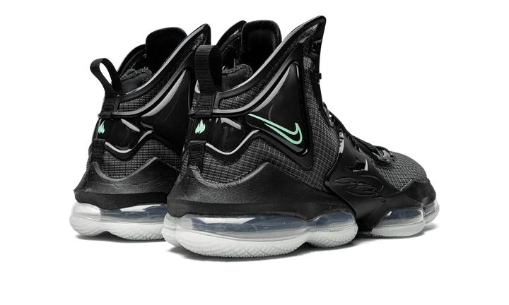 NIKE Nike LeBron XIX 4