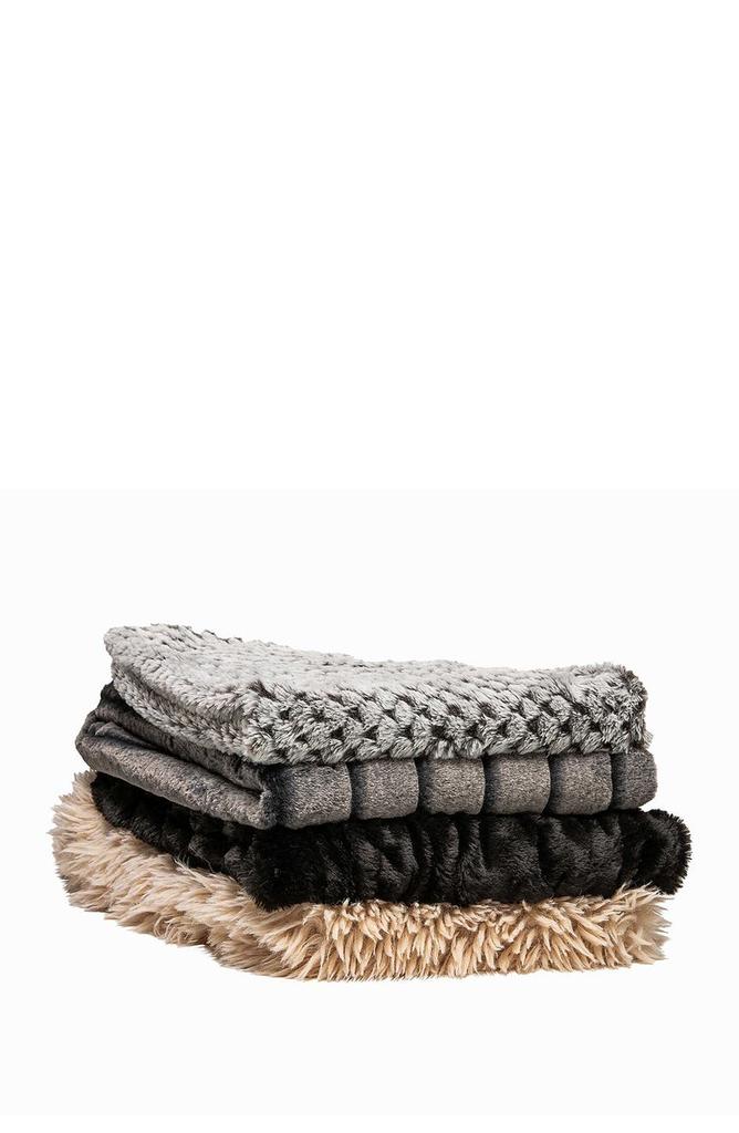 LUXE Faux Fur Throw - 50" x 60" - Chinchilla