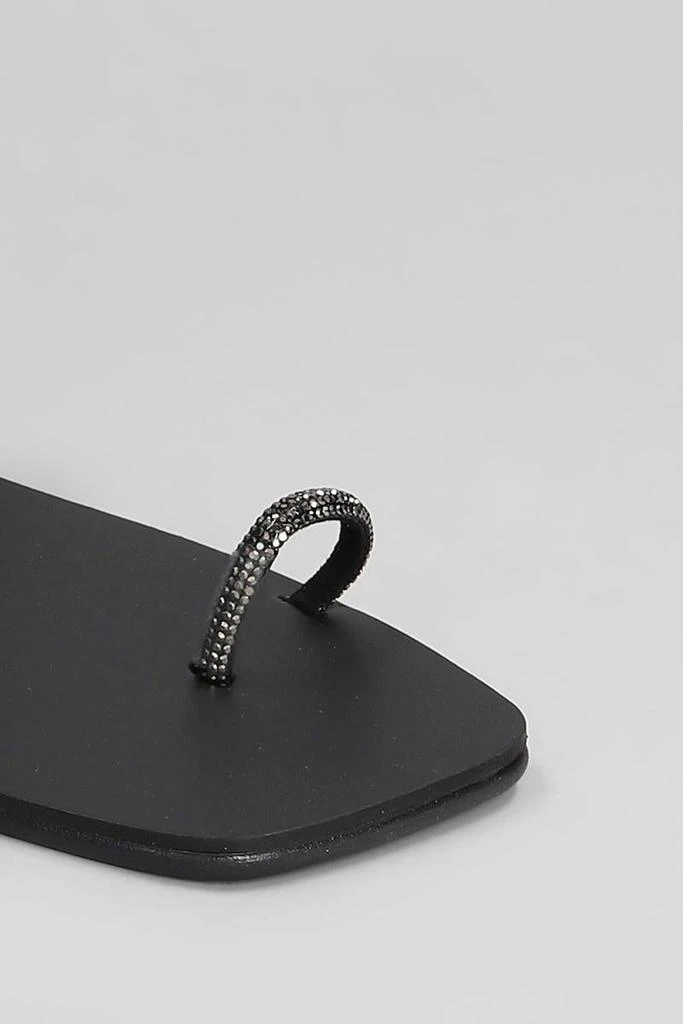 Nicolas Lainas Nicolas Lainas Flats 5