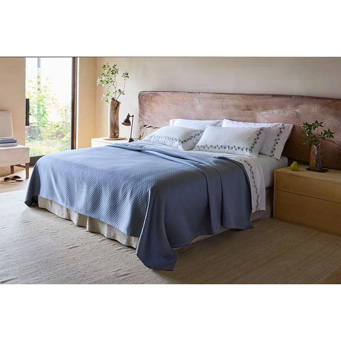 Matouk Petra Coverlet, King 4