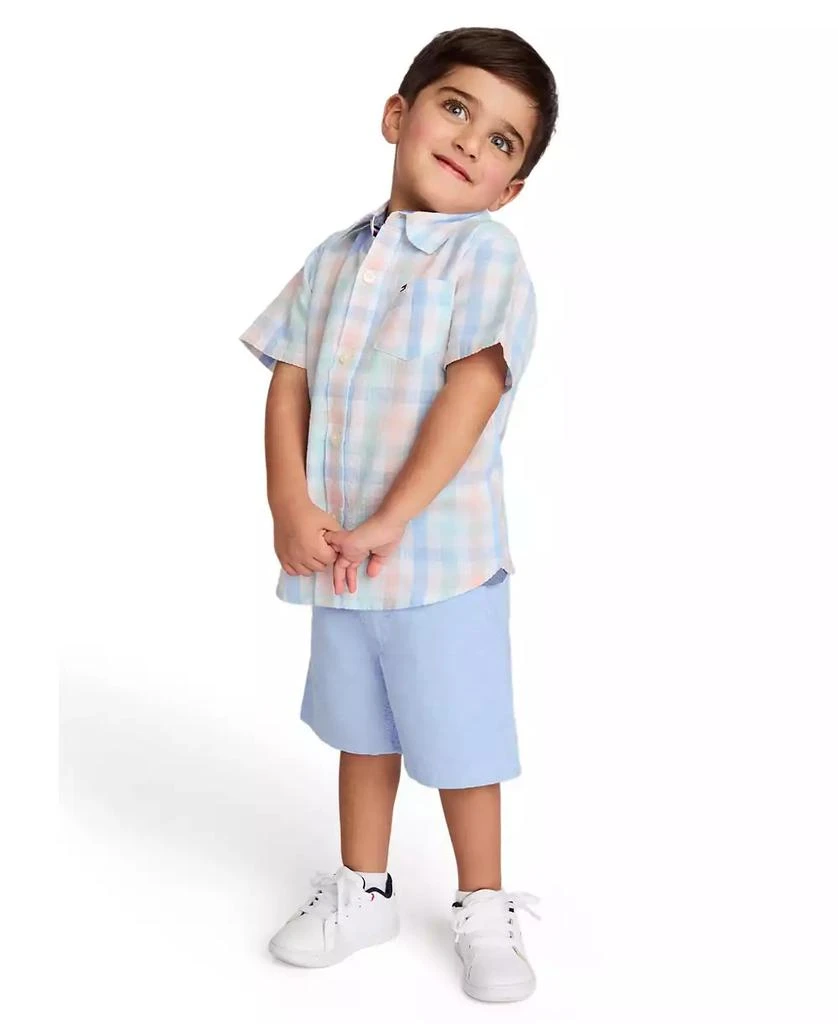 Tommy Hilfiger Toddler Boys 2-Piece Short Sleeve Seersucker Plaid Shirt and Oxford Shorts Set 5