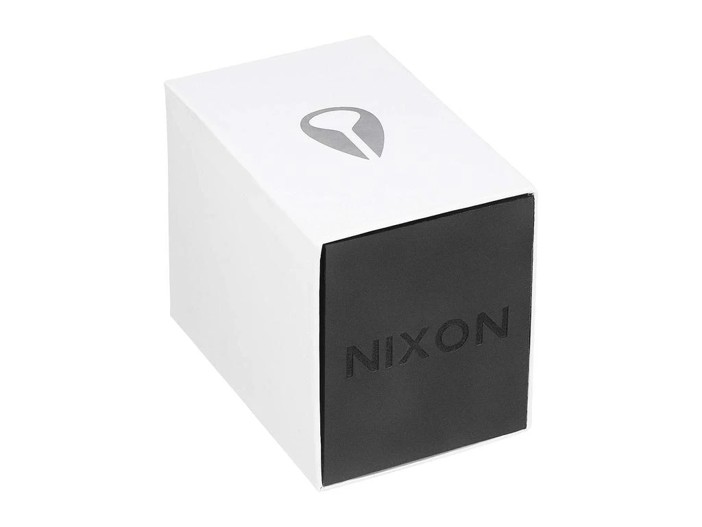 Nixon Corporal SS 2