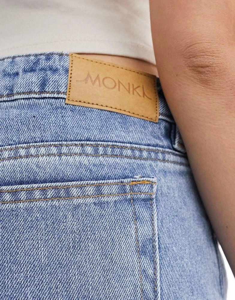 Monki Monki Imoo low waisted wide fit jeans in mid blue wash 5