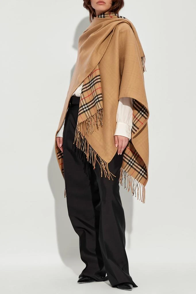 Burberry Wool poncho 2