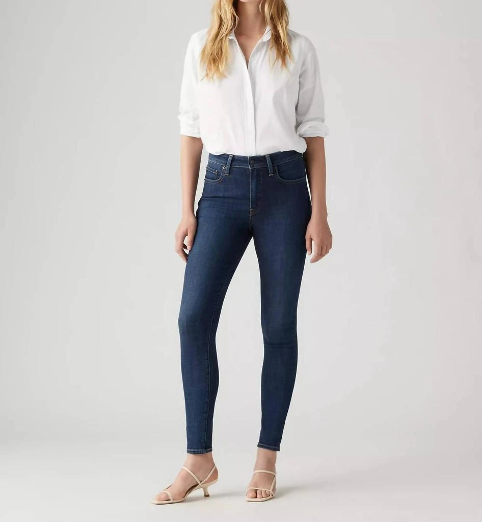 Levi
s Levi
S - 721 High Rise Skinny Jean